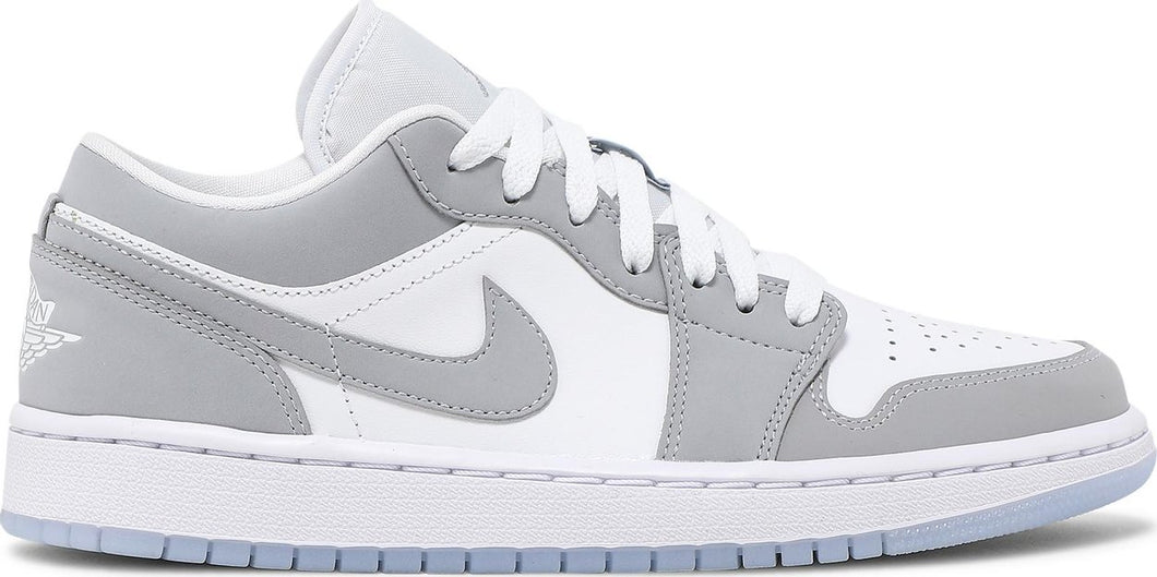 WMNS Air Jordan 1 Retro Low 