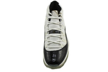 Load image into Gallery viewer, Air Jordan 11 Retro &quot;Concord DMP&quot; (2006) PRE-OWNED