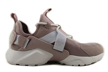 Load image into Gallery viewer, WMNS Nike Air Huarache City Low &quot;Particle Rose&quot;