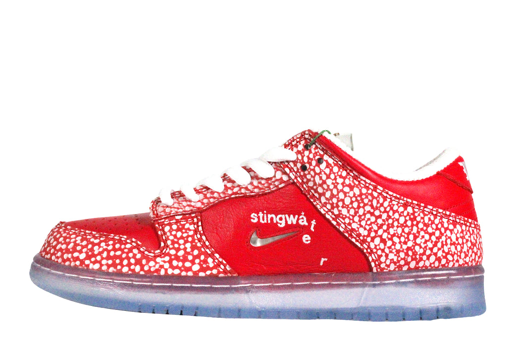 Nike	Stingwater x Dunk Low OG SB QS	