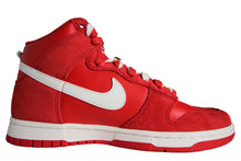 Load image into Gallery viewer, Nike	Dunk Hi SE First Use Pack &quot;University Red&quot;